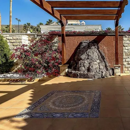 فيلة Serenity By The
