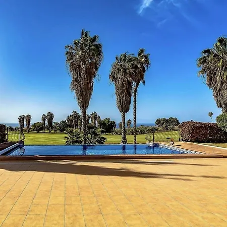Villa Serenity By The *