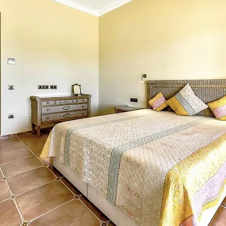 Villa Serenity By The